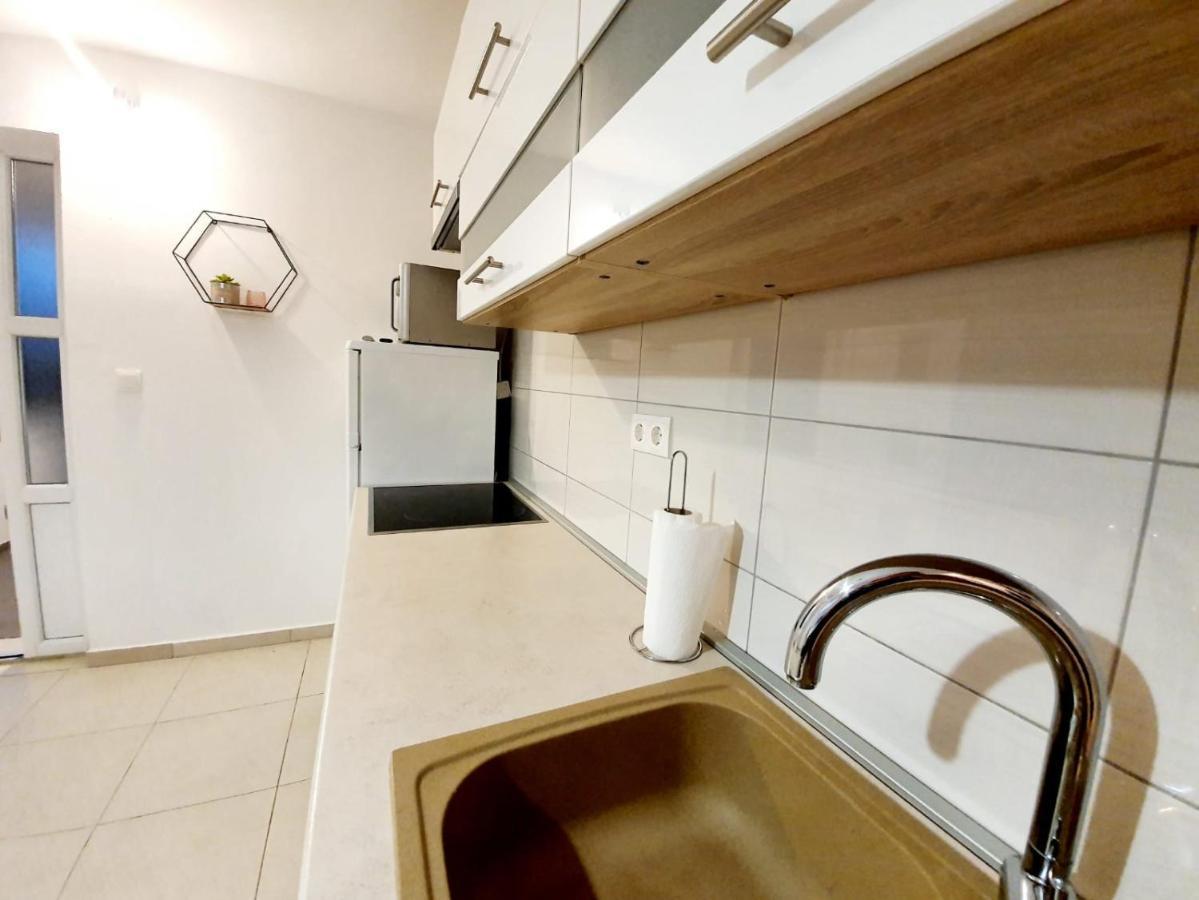 Apartmani Sara Bibinje Exterior photo
