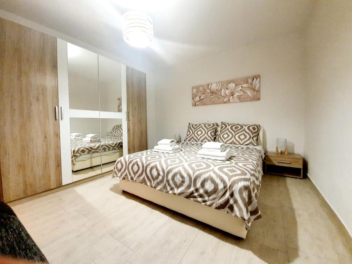 Apartmani Sara Bibinje Exterior photo